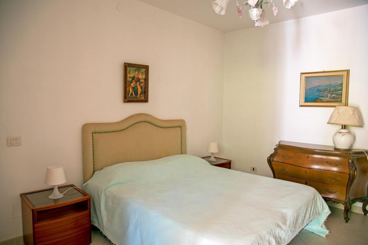 皮雅诺迪索伦托Casa Donna Sonia别墅 外观 照片